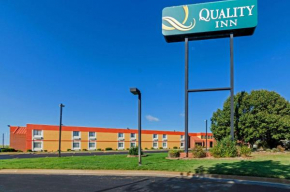  Quality Inn South  Уичита